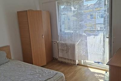 Apartament cu 4 camere decomandat în 1 Mai - 4