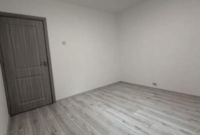 Apartament cu 3 camere decomandat în Tei - 3