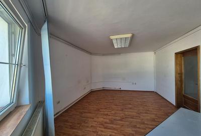 Birou, de 20 mp, în Calea București - 1