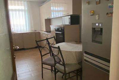 Apartament cu 3 camere în Nufărul - 7