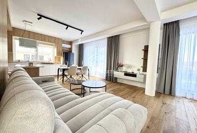Apartament cu 4 camere decomandat, mobilat în Pipera