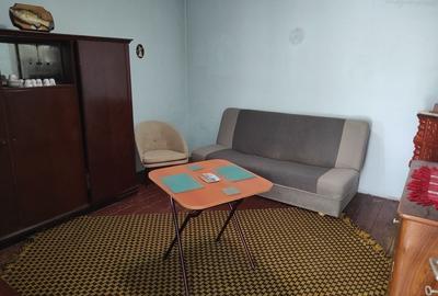 Casă cu 4 camere cu Teren 330 Mp în Aluniș - 1