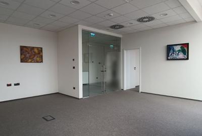 Spațiu comercial, de 146 mp, în Central
