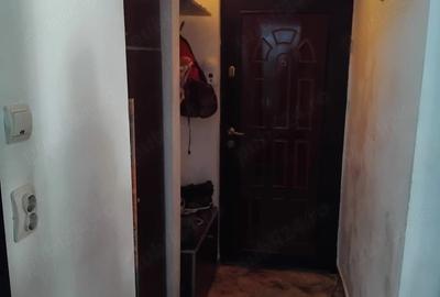 Garsonieră semidecomandată în Micro 3