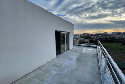 Duplex cu 4 camere cu Canalizare în Palazu Mare - 58