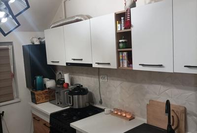 Garsonieră decomandată în Florești