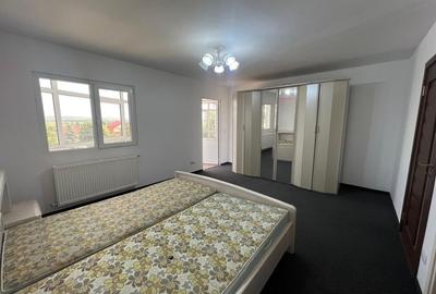 Apartament cu 4 camere decomandat în Central - 3