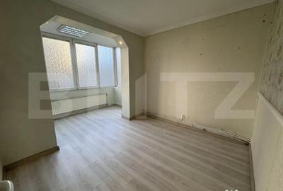 Spațiu comercial, de 65 mp, în Central - 2