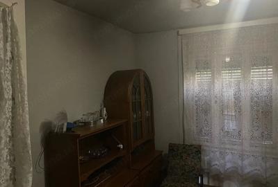 Casă cu 4 camere cu Teren 150 Mp în Cenei - 9
