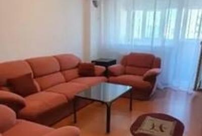 Apartament cu 3 camere decomandat în Colentina