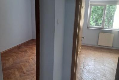 Apartament cu 2 camere decomandat în Războieni - 6