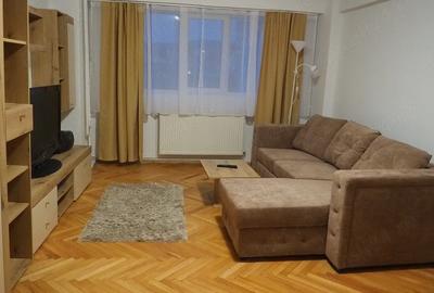 Apartament cu 2 camere semidecomandat în Andrei Mureșanu