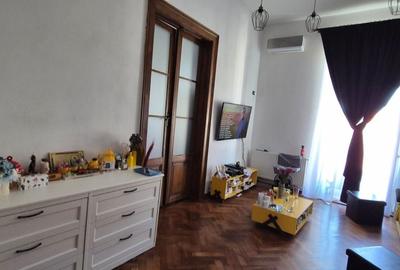 Apartament cu 2 camere semidecomandat în Central