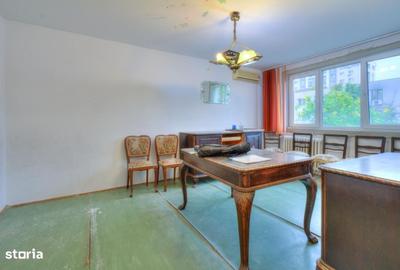 Apartament cu 2 camere decomandat în Titan