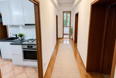 Apartament cu 2 camere decomandat în Centrul Istoric