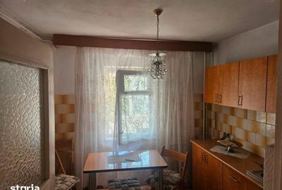 Apartament cu 2 camere decomandat în Gara