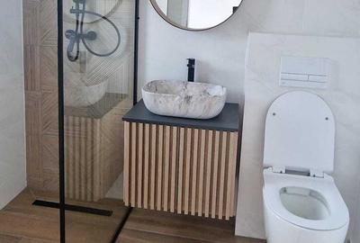 Casă cu 4 camere cu Teren 307 Mp în Dumbrăvița