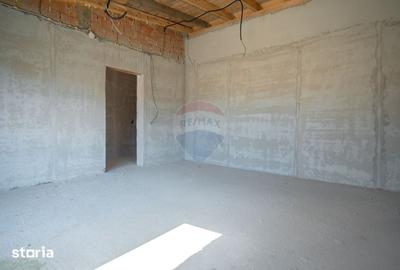 Casă cu 4 camere cu Teren 600 Mp în Hărman