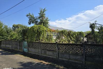 Casă cu 3 camere în Brâncoveanu