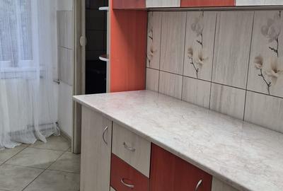 Apartament cu 3 camere decomandat în Central - 2