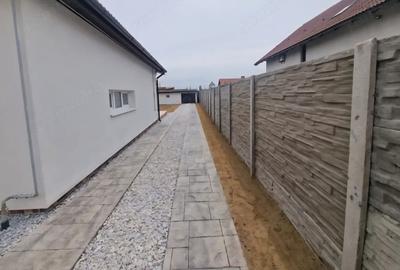 Casă individuală cu 3 camere cu Canalizare în Recaș - 6
