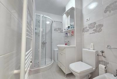 Apartament cu 3 camere semidecomandat în Micro 17 - 4