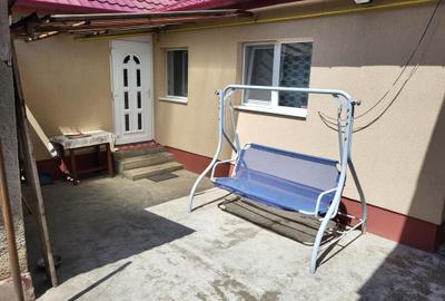Casă cu 4 camere în Cantemir - 2