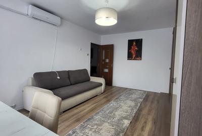 Apartament cu 3 camere decomandat în Nicolina - 2