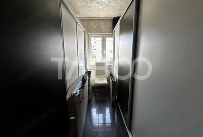 Apartament cu 4 camere decomandat în Ștrand