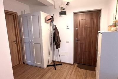 Apartament cu 2 camere semidecomandat, mobilat în Mihai Bravu