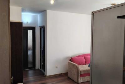 Apartament cu 2 camere semidecomandat în Șelimbăr