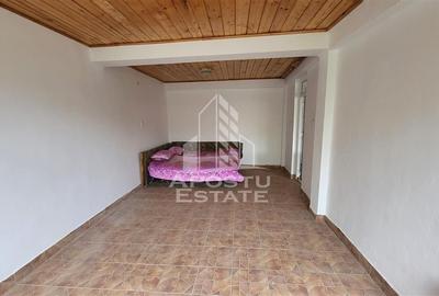 Casă individuală cu 8 camere cu Canalizare în Mehala - 25