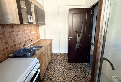 Apartament cu 3 camere decomandat, mobilat în Roșu - 4