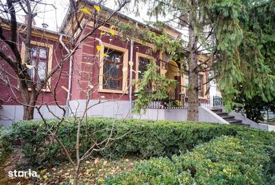 Casă cu 4 camere cu Teren 485 Mp în Ultracentral