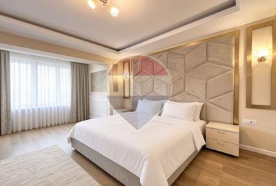 Apartament cu 3 camere decomandat, mobilat în Faleza Nord