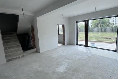 Casă cu 4 camere decomandat în Rudicica - 14