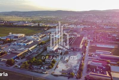 Spațiu comercial, de 443 mp, în Central