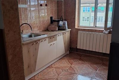 Apartament cu 3 camere decomandat în Central - 8