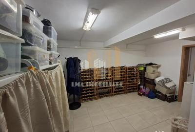 Casă cu 5 camere cu Canalizare în Tractorul - 1