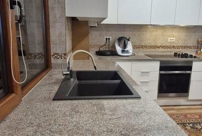 Casă cu 4 camere cu Teren 1000 Mp în Central - 3