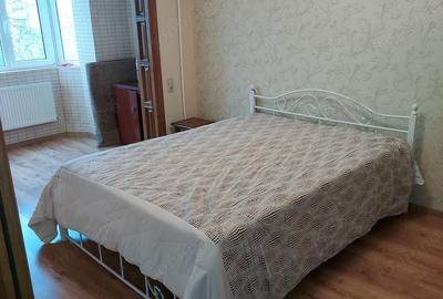 Apartament cu 3 camere decomandat în Muncii - 1