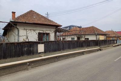 Casă cu 4 camere cu Teren 1900 Mp în Apahida