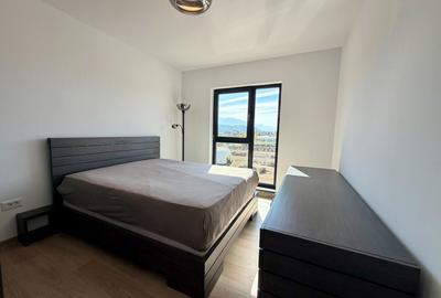 Apartament cu 3 camere decomandat, mobilat în Cristian