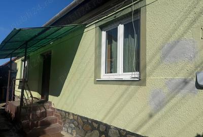 Casă cu 4 camere cu Teren 500 Mp în Turnișor