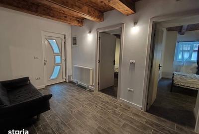 Casă cu 3 camere cu Teren 100 Mp în Văliug