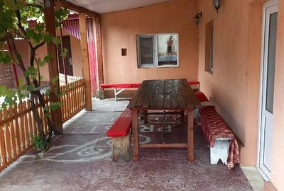 Casă cu Teren 100 Mp în Baia