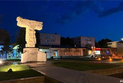 Apartament cu 2 camere semidecomandat în Central