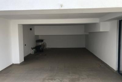 Casă cu 4 camere cu Canalizare în Central - 16