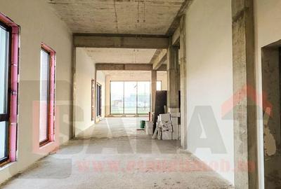Spațiu comercial, de 262 mp, în Central - 5