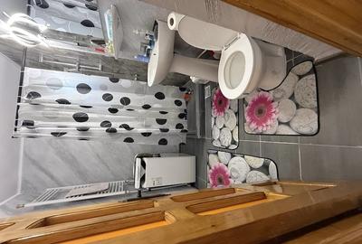 Apartament cu 3 camere decomandat în Crihala